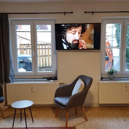 Apartment Stilvoll Wohnen In Bester Lage Schwerins *